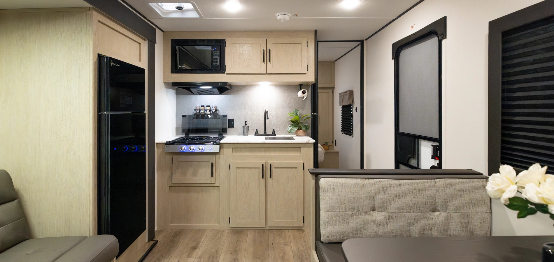 Shasta I-5 Edition & Compact RVs